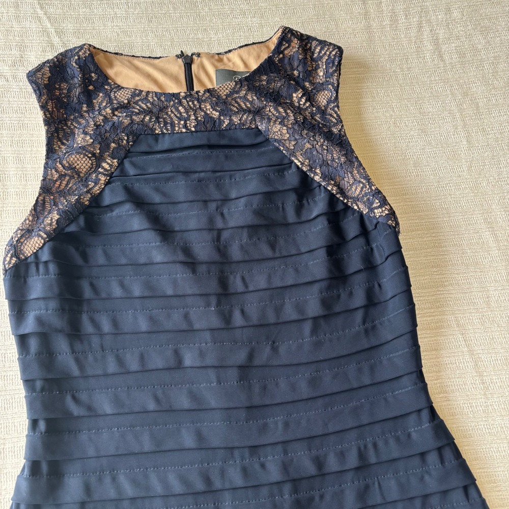 Adrianna Papell Navy‎ Blue Tiered Pleated Lace Shoulder Sheath Dress Size 4